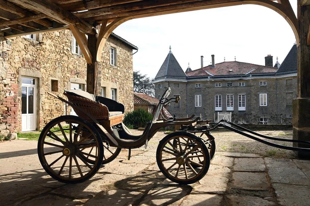 calèche château lachal valfleury photo jérôme abou